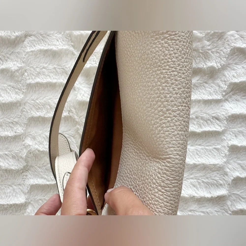 Coach Jade Saddle Bag In Colorblock. Cream Crossbody Bag with Gold Hardware - Picture 11 of 13